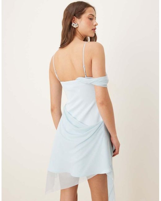 ASOS Mini-Jurk Met Gedrapeerde Mesh Overlay En Asymmetrische Zoom in het Blue