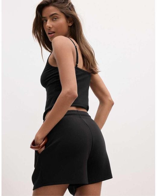 Stradivarius Black Soft-touch Shorts With Darts