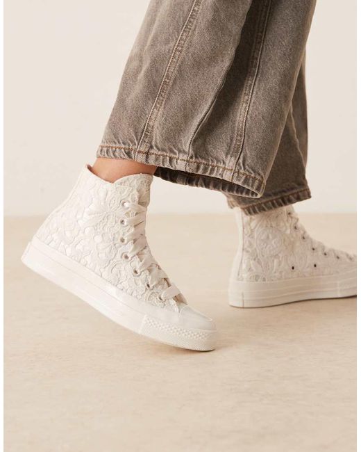 Converse Natural Chuck 70 Hi Trainers