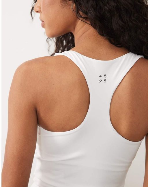 4505 White Active Scoop Neck Racer Back Vest With Inner Bra