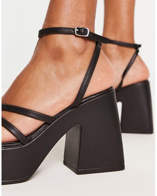Schuh Sia Platform Heeled Sandals in Black Lyst Canada