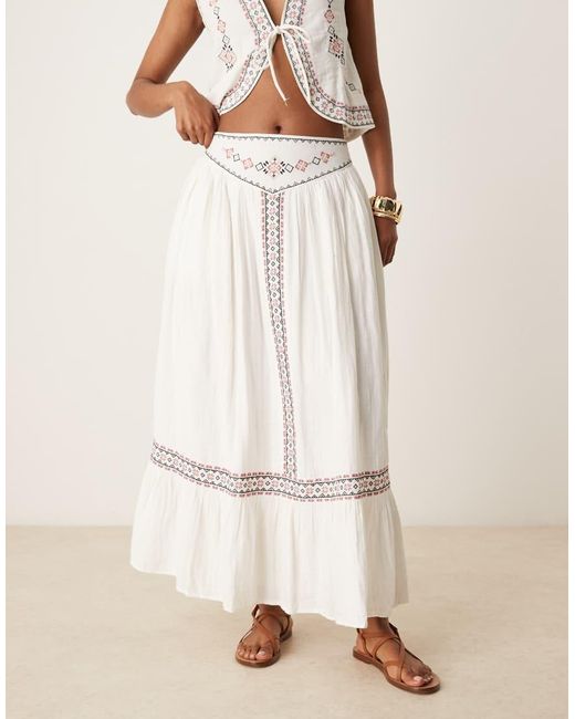 Gonna Lunga di Threadbare in Natural