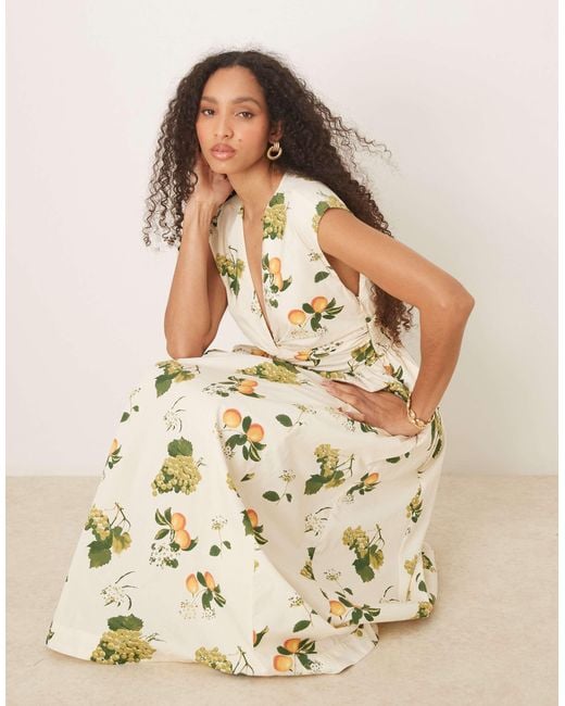 abercrombie maxi dress Women's 100% Cotton Tiered Flowy in White | Size M in bra with removable pads to go bra Abercrombie & Fitch Sleeveless V