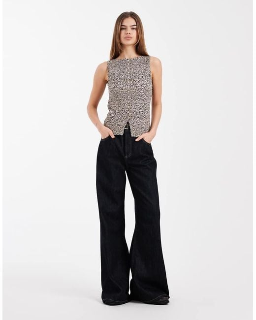New Look Gray Boat Neck Button Through Tank Top