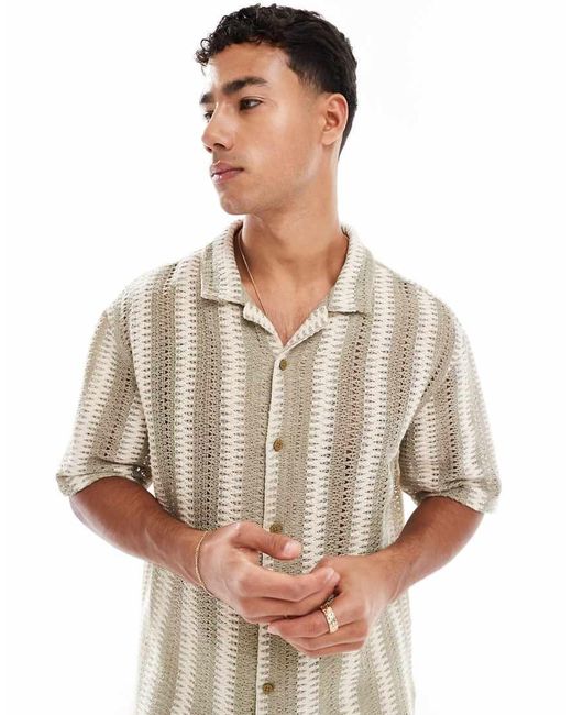 Camisa Texturizada De Manga Corta A Rayas Y Crudo De -Neutro Threadbare de hombre de color White