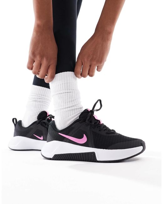 Nike White Mc 3 Trainers