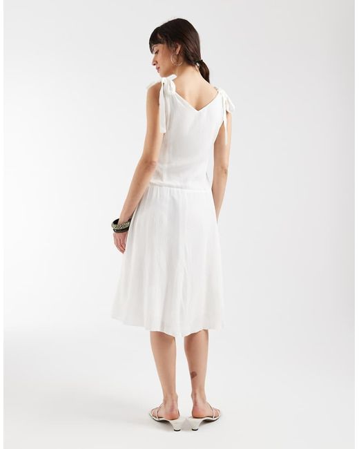Motel White Danira Bardot Milkmaid Midaxi Lace Dress