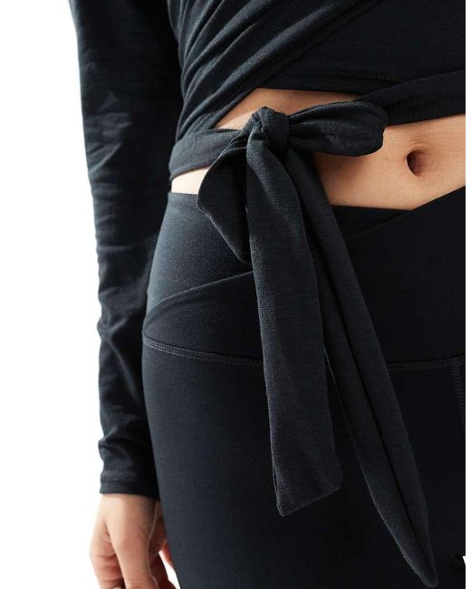 Top Holgado Y Cruzado De Manga Larga Dri-Fit De Nike One Training Nike de color Black