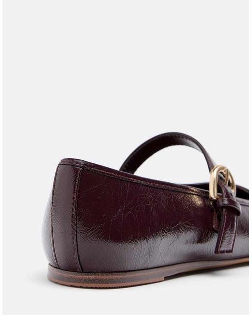 Stradivarius White Leather Effect Ballet Flats With Toecap
