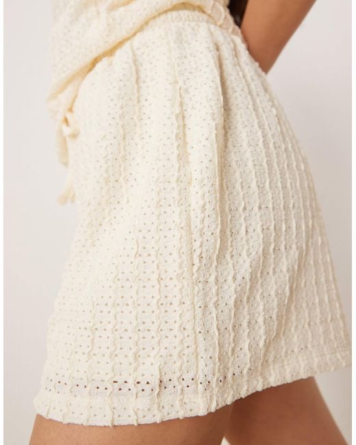 Vila Natural Textured Shorts