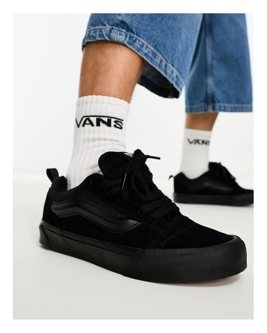Chunky sneakers negras con suela negra knu skool de Vans de color