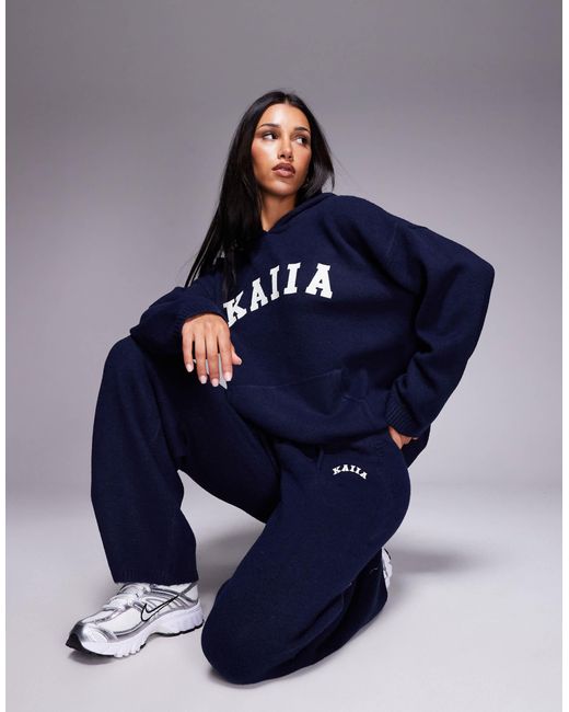 Sweat à capuche d'ensemble en maille avec broderie logo Kaiia en coloris Blue