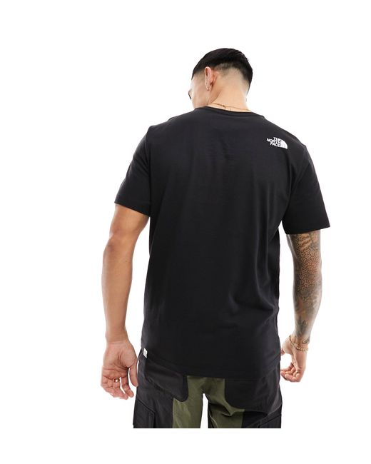 Berkeley california - t-shirt nera con tasca di The North Face in Black da Uomo