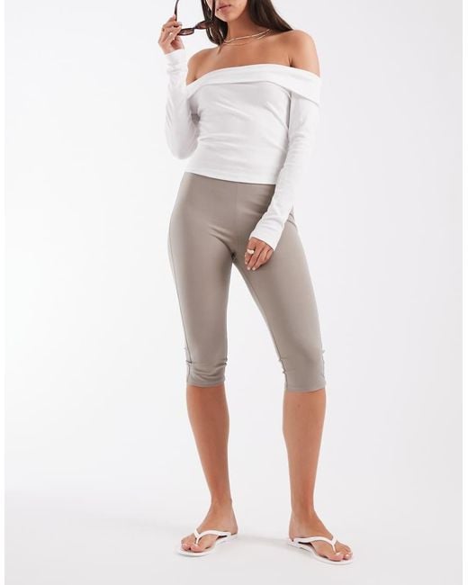 & Other Stories White Cropped Capri Pants