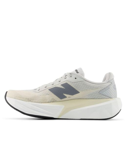 New Balance White – fuelcell rebel v5 – sneaker