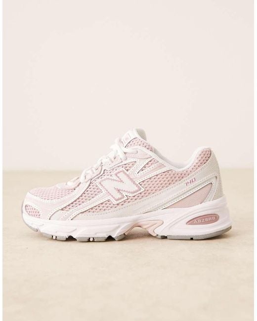 New Balance Natural 740 Trainers