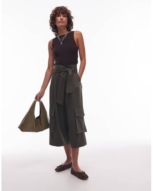 ASOS Bermuda Shorts Met Utility Zakken in het Green