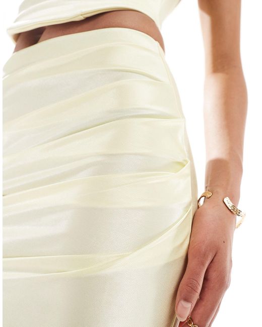 Falda larga amarillo con lateral fruncido ASOS de color White