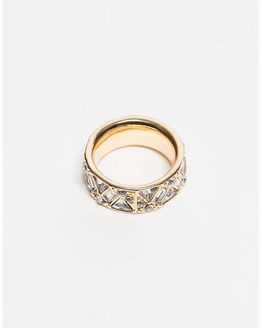 Anello Dorato Con Cristalli Misti di ASOS in Metallic