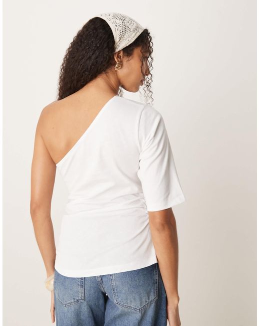 ASOS White – tailliertes t-shirt
