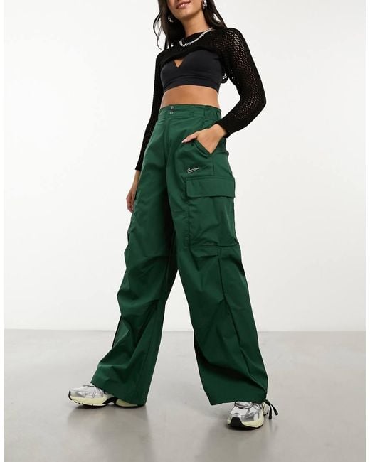 Nike Green Streetwear Woven Oversized Cargo Trousers
