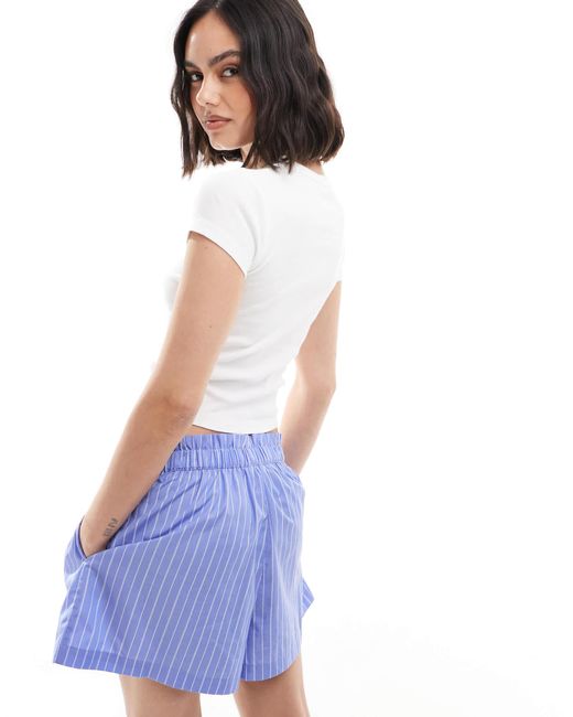 Pull&Bear White Baby Tee With Strawberry Print