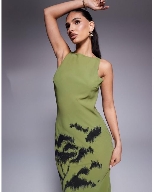 ASOS Green – maxi-trägerkleid aus chiffon mit skizzenhaft plaziertem blumendruck und u-boot-ausschnitt