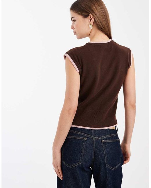 New Look Red Tipped Knitted Waistcoat