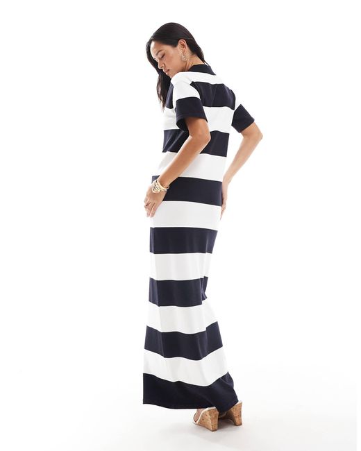 Robe longue en maille rayée avec col façon polo 4th & Reckless en coloris White
