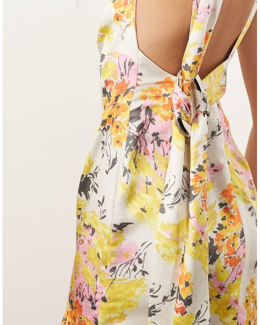 Vestito Midi Stile Sottoveste Con Taglio Squadrato E Finiture Sul Retro Con Stampa A Fiori Distorti di ARRANGE in Natural