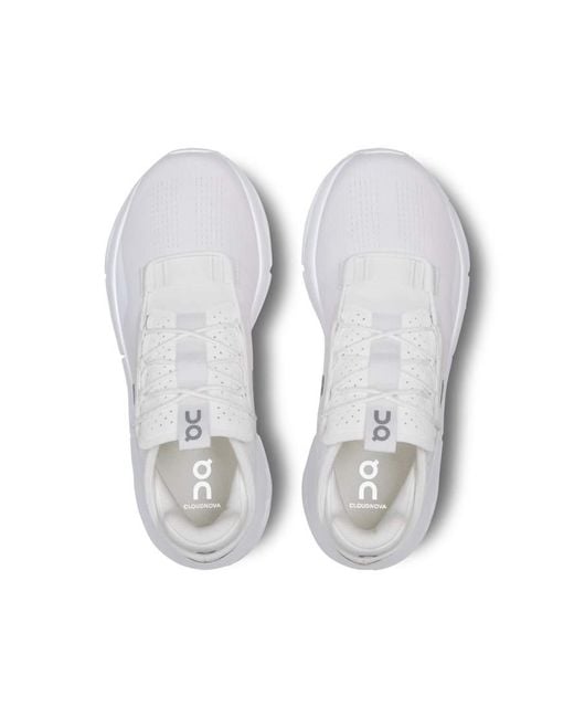 On Shoes White Cloudnova 2 Lifestyle Trainer