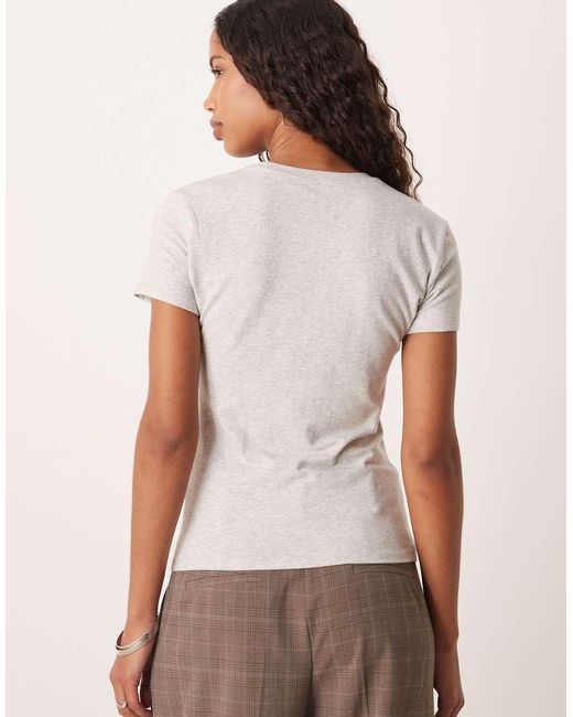 Abercrombie & Fitch White Seamless Short Sleeve T-shirt