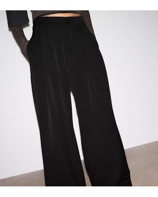 Stradivarius Black Petite Wide Leg Smart Trousers With Darts