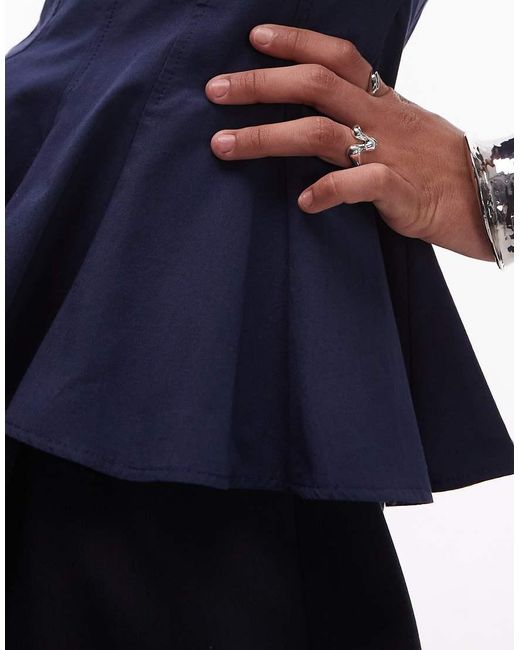 Top Peplo Strutturato Stretto di ASOS in Blue
