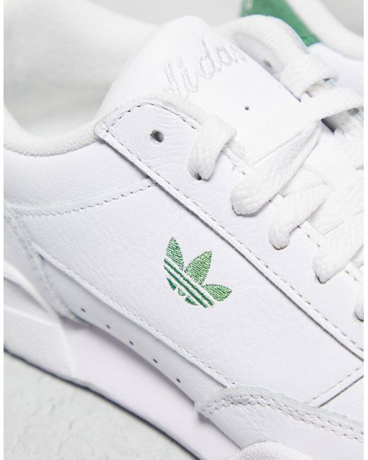 Court super - sneakers bianche e verdi di Adidas Originals in White