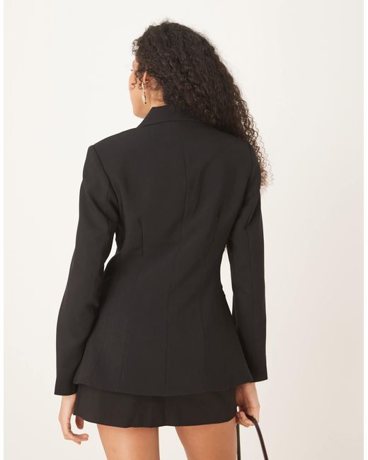Gina Tricot Natural Fitted Blazer With Bold Shoulder