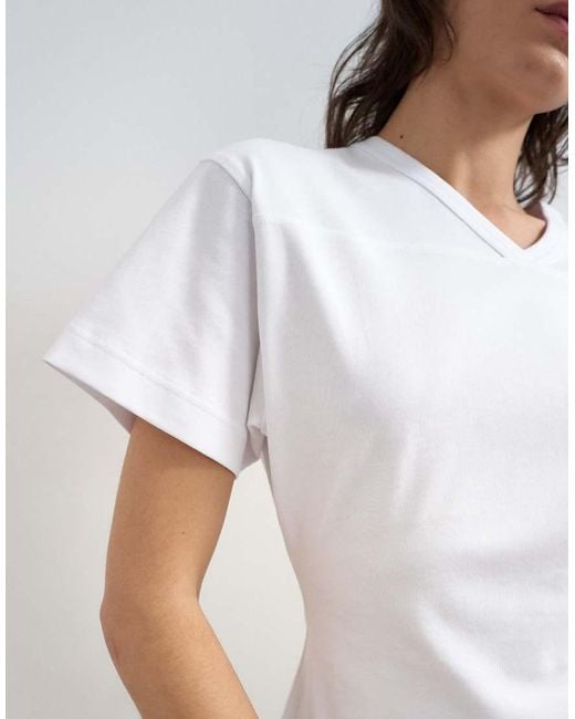 TOPSHOP White V-neck Cinch Tee