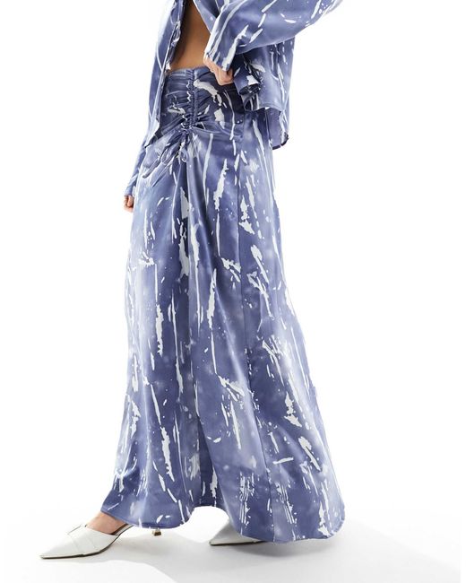 Vero Moda Blue – satin-maxirock