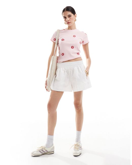 ASOS White Baby T-shirt With Lips Embroidery