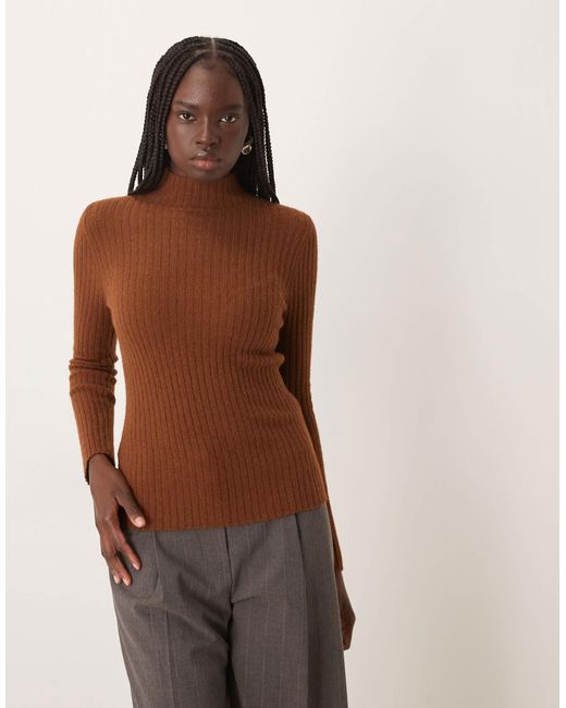 Pull en maille légère à col montant - caramel Mango en coloris Brown