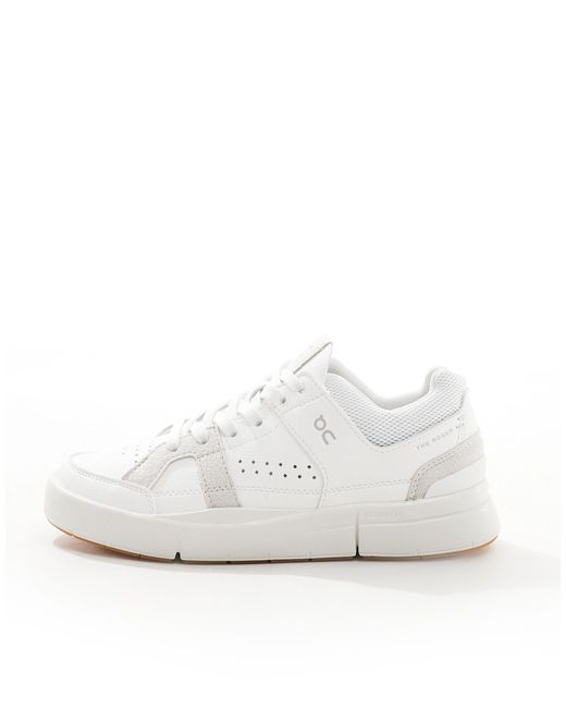 On Shoes White On The Roger Clubhouse Trainers