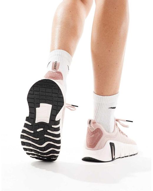 Zapatillas De Deporte Rosas Free Metcon 6 Premium De Nike de color Pink