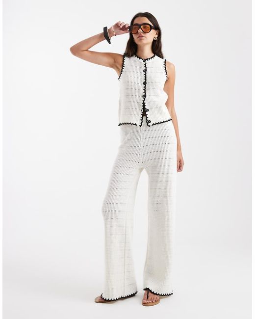 New Look White Co-Ord Blanket Stitch Waistcoat