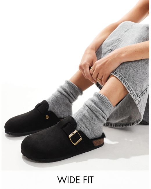SEQWL Wide Fit Black Faux Fur Lined Clogs
