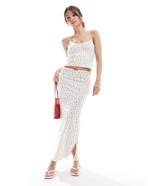 Pull&Bear White Ditsy Floral Pointelle Maxi Skirt Co-Ord