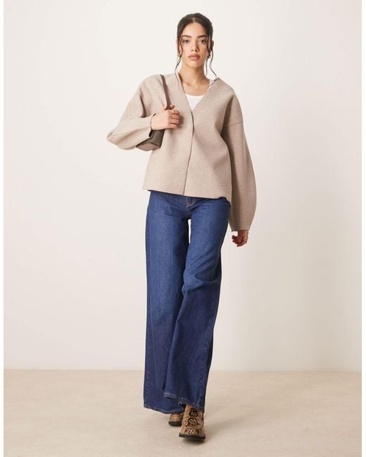 Vila Natural Clean Cropped Lightweight Jacket