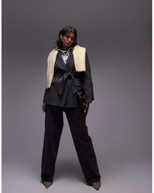 Blazer en sergé à double boutonnage et ceinture - anthracite TOPSHOP en coloris Blue