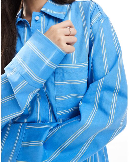ASOS Blue – oversize-hemdbluse aus baumwoll-popeline mit farblich abgesetzten streifendetails