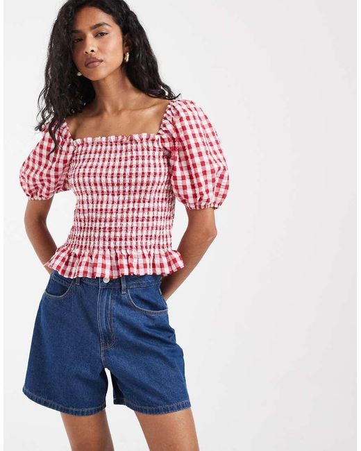 Vero Moda Kirsa in het Red