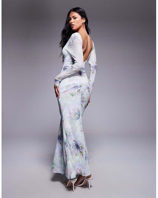 ASOS Maxi Jurk Van Mesh Met Lange Mouwen, Rechte Hals, Open Achterkant En Bloemenprint in het Blue